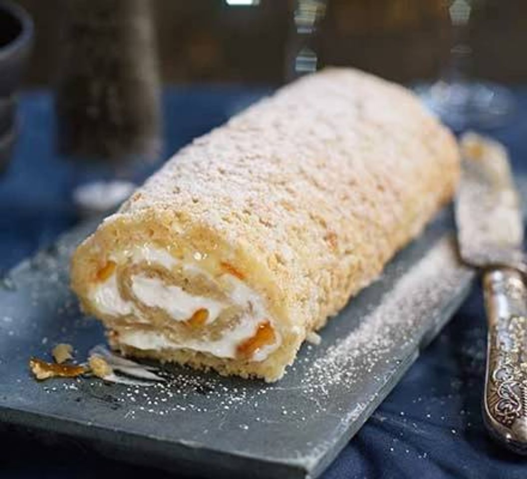 Moda Ginger & marmalade roulade recipe - BBC Good Food