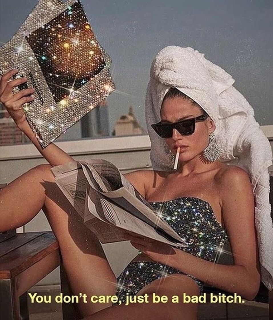 Social baddie girl