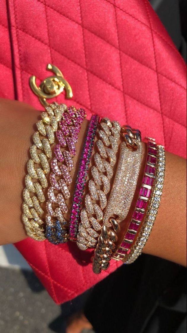 Moda Olhem essas pulseiras,a coisa mais linda🧚