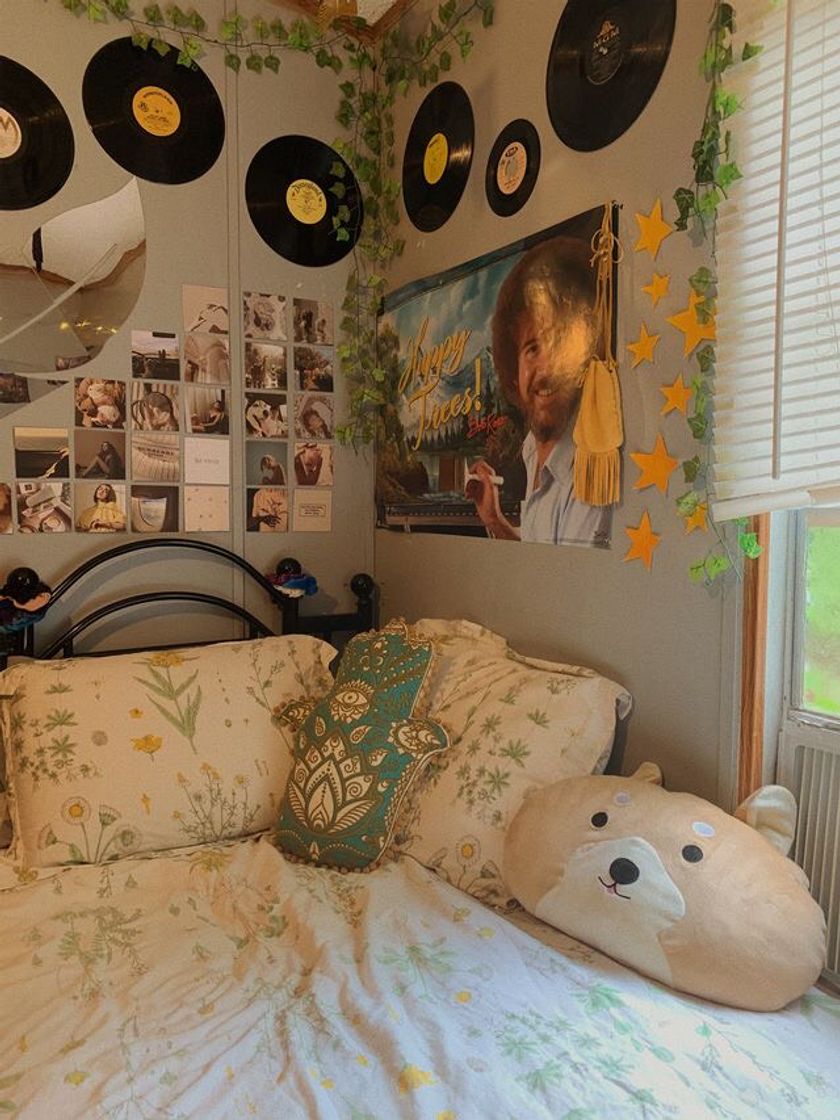Social room inspo