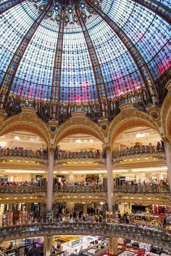 Galeries Lafayette Champs-Élysées