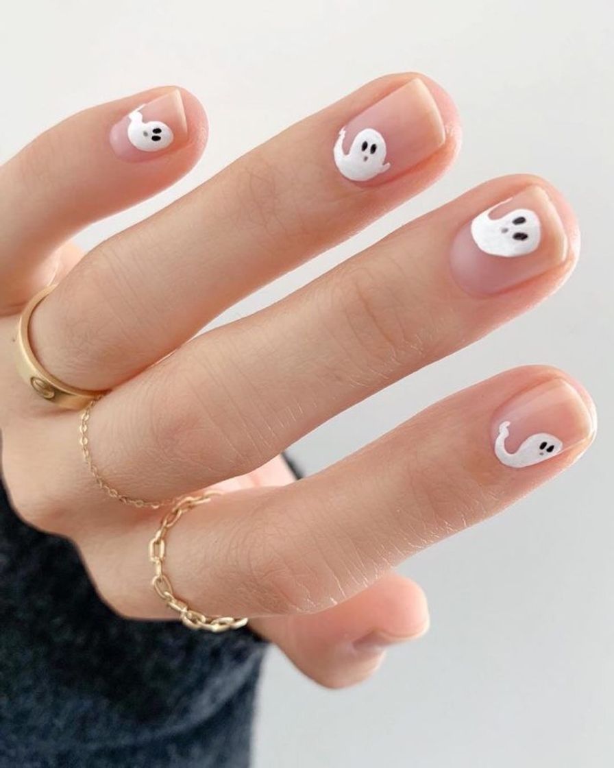 Moda Unhas de fantasminhas 