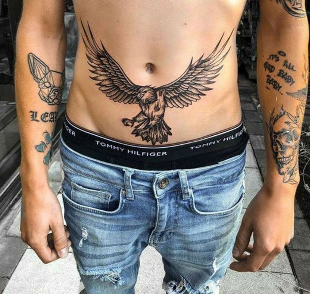 Moda Tatuagem na barriga🦅