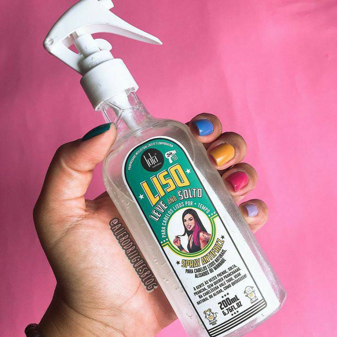 Social LOLA COSMETICS - SPRAY ANTIFRIZZ ( Liso Leve)