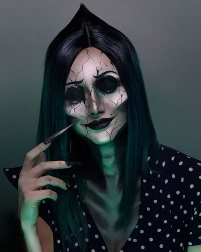 Maquiagem mãe malvada da Coraline
