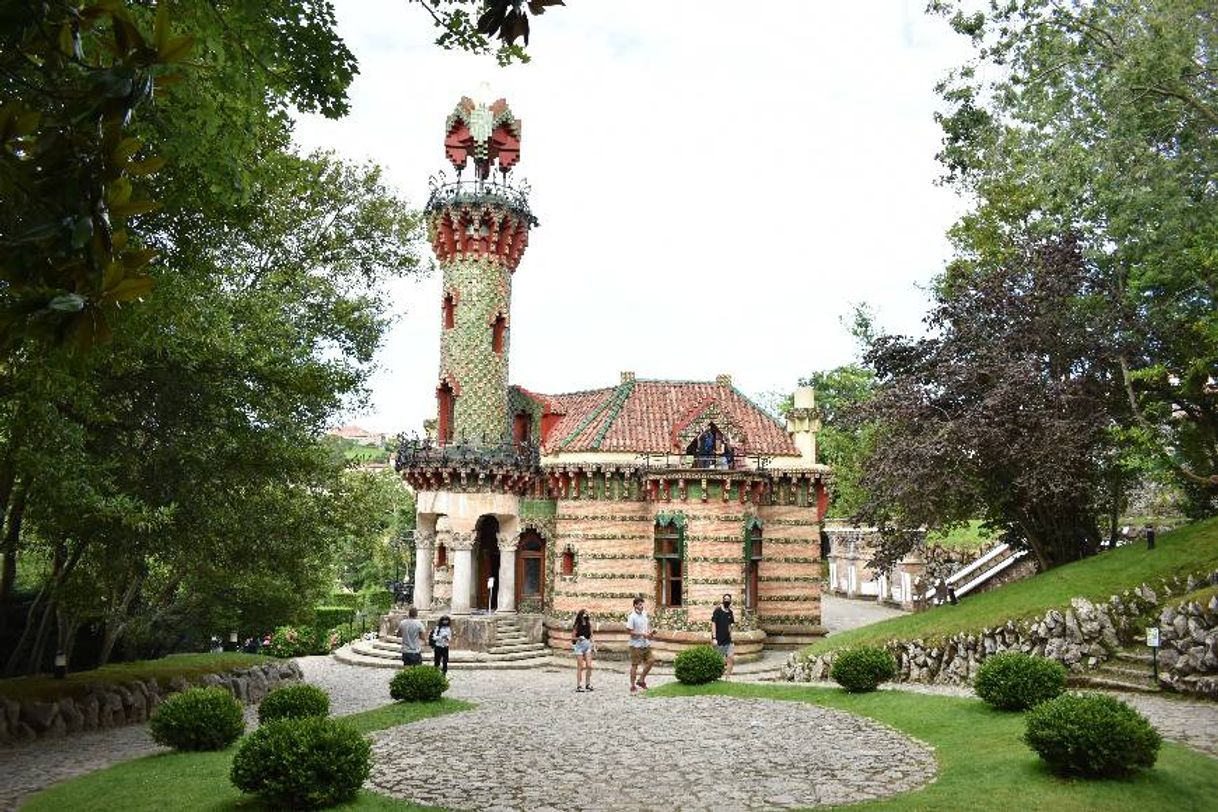 Place El Capricho de Gaudí