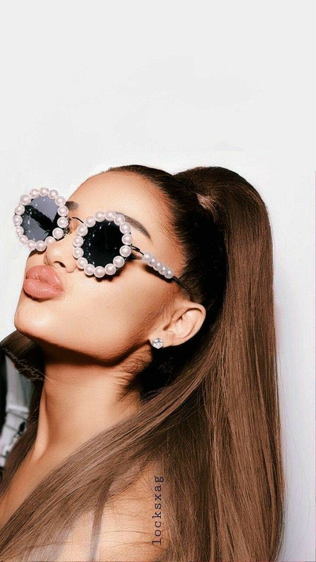 Fashion Wallpaper Ariana 