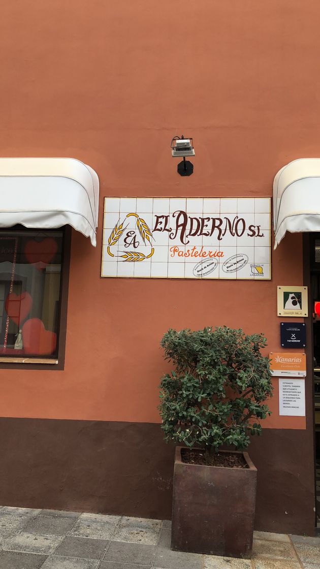 Place El Aderno