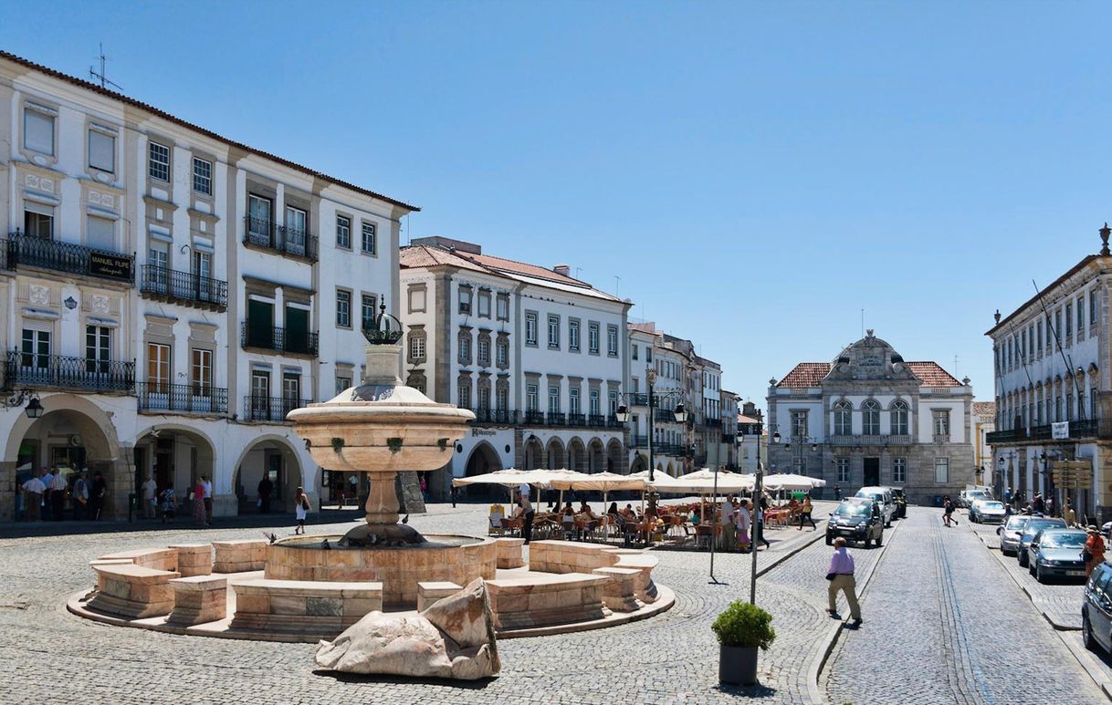 Place Praça do Giraldo