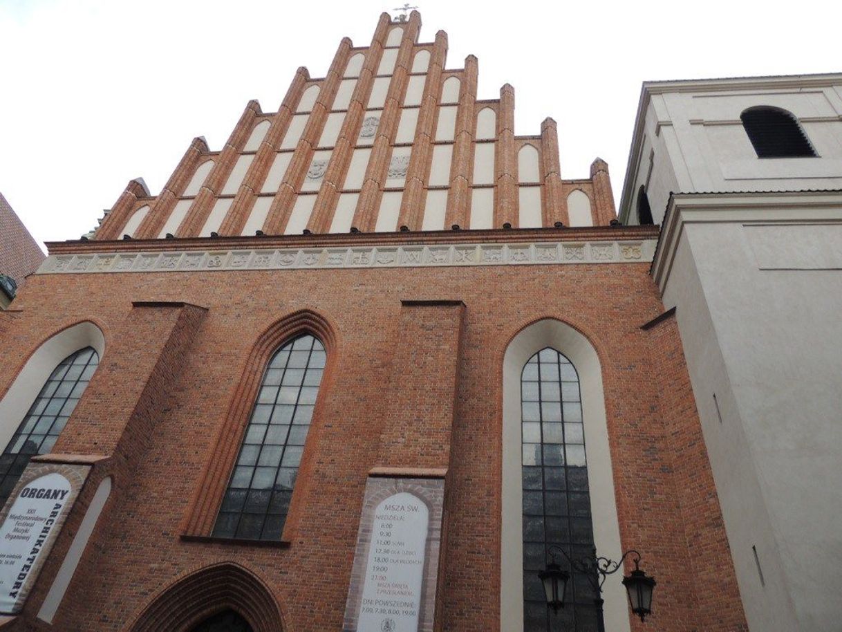 Lugar St. John's Cathedral in Warsaw