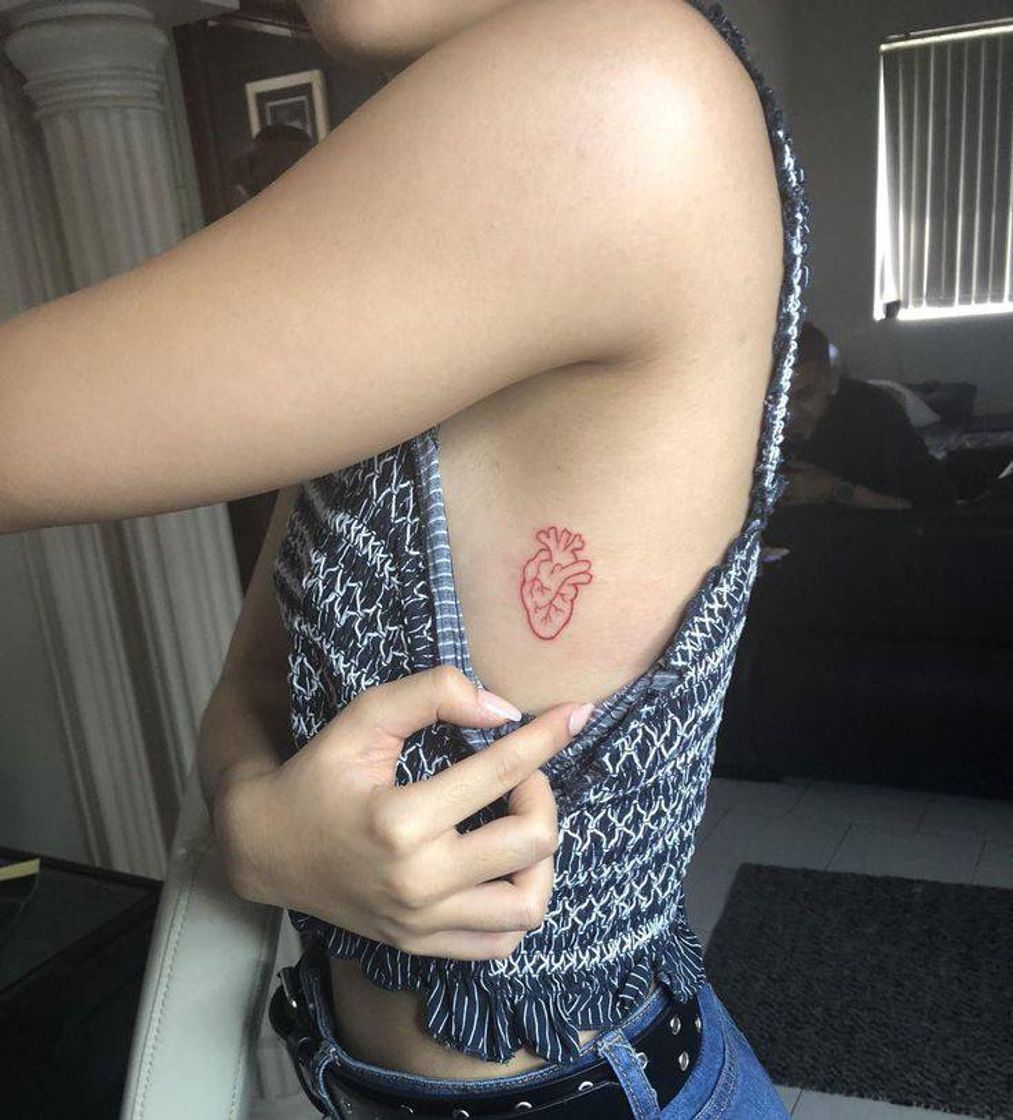 Moda Tatuagem de Coração Vermelho