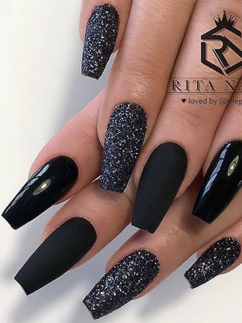 Fashion Black Nails