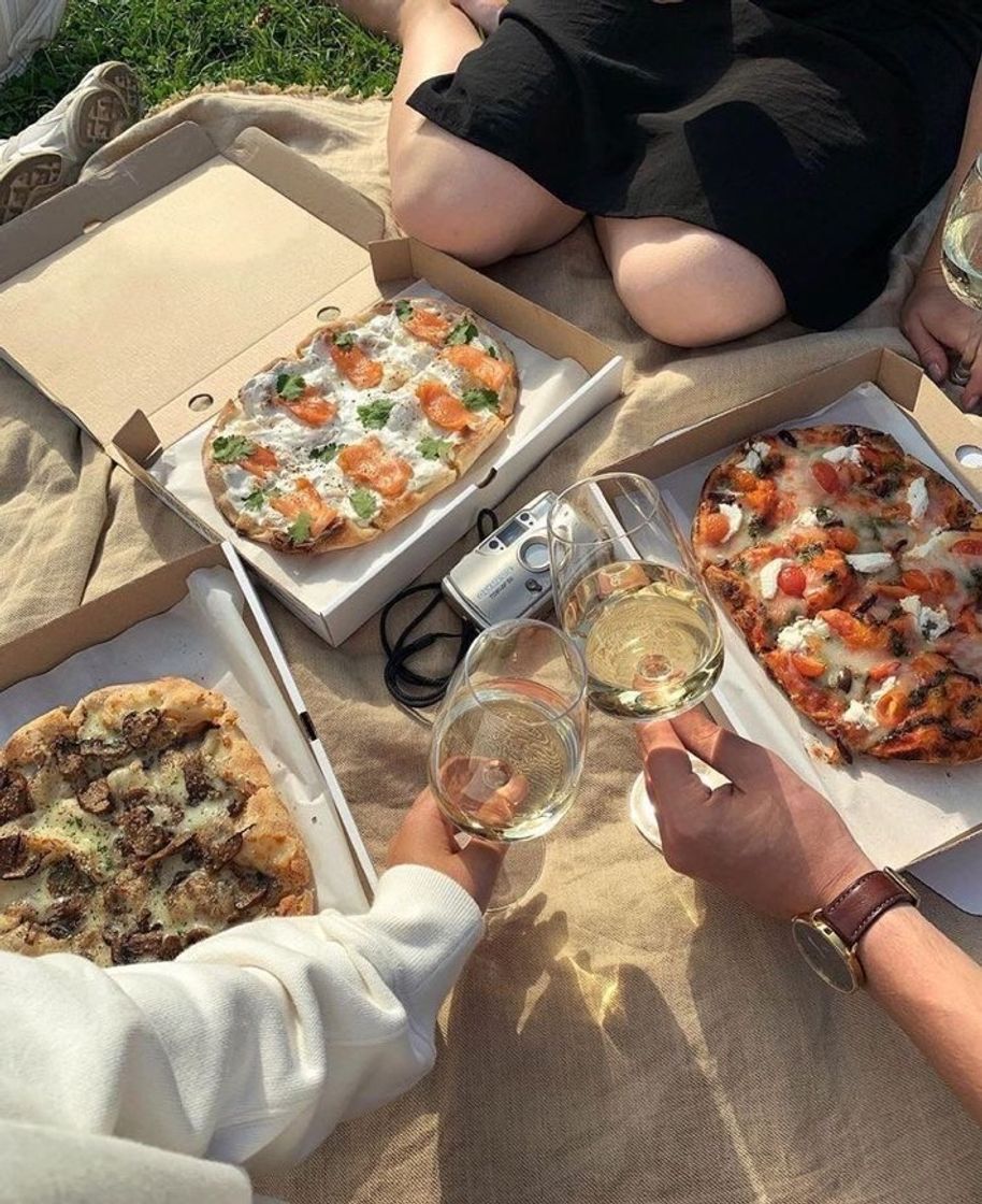 Moda Pizza picnic date 🍕🧺