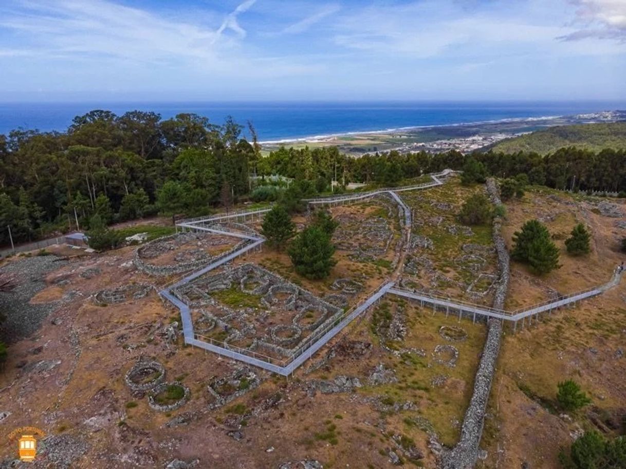 Lugares Citânia de Santa Luzia