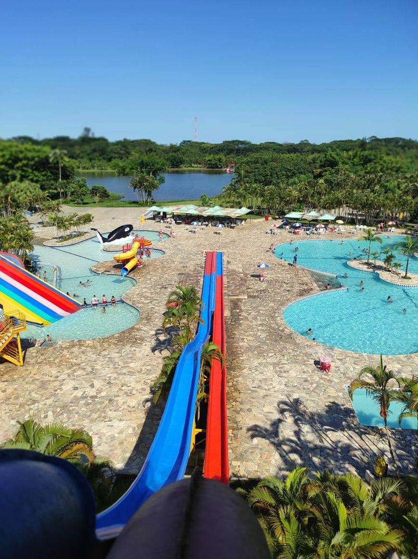 Moda Curtir uma piscina .