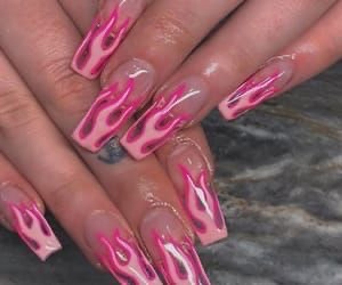 Nails pink 