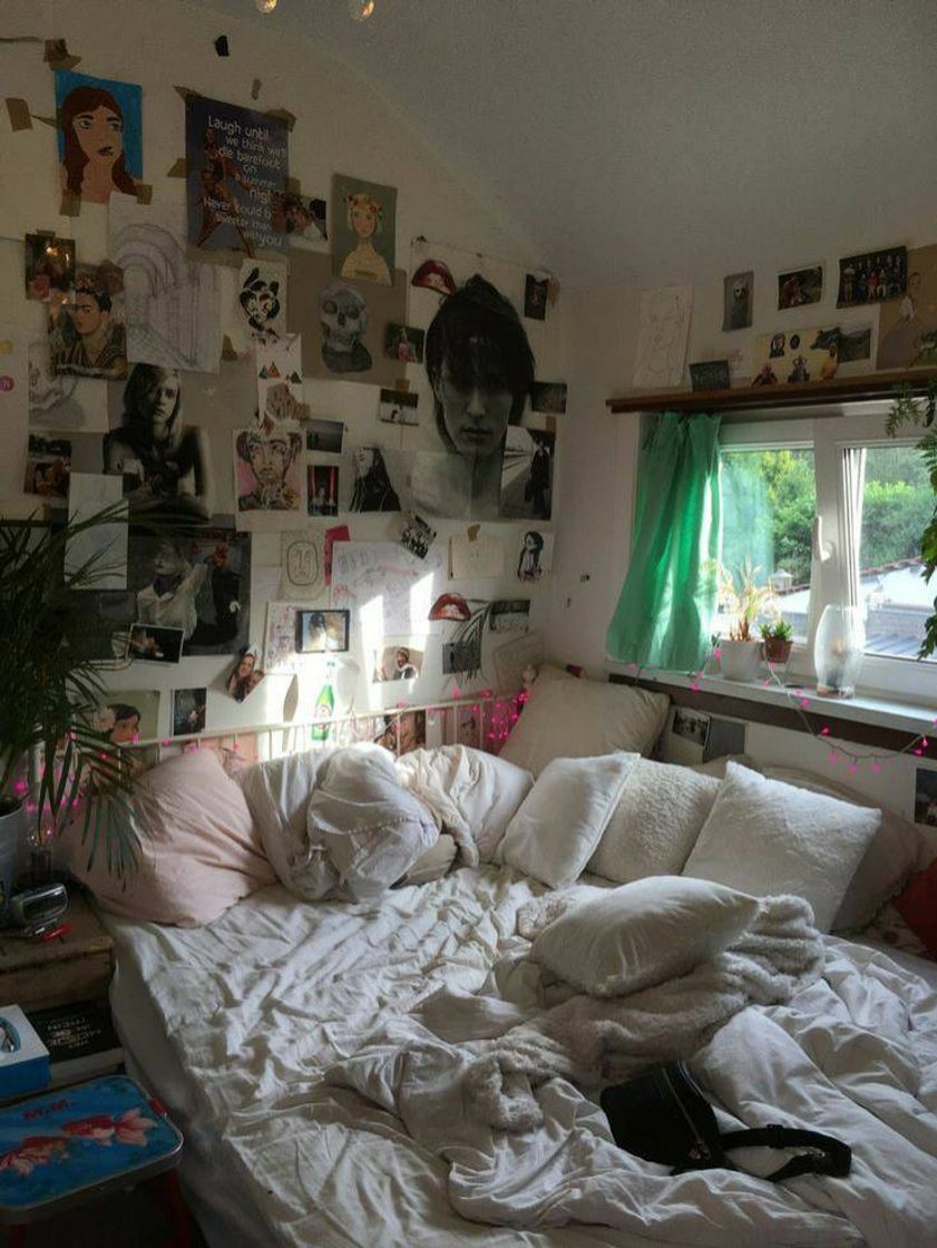 Social white room