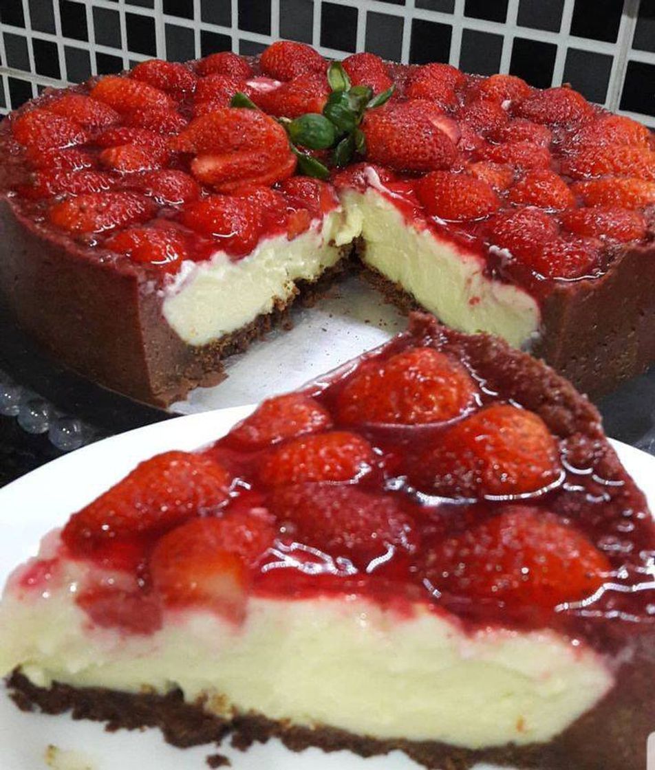 Fashion Torta de morango com Bolacha 🍓😋