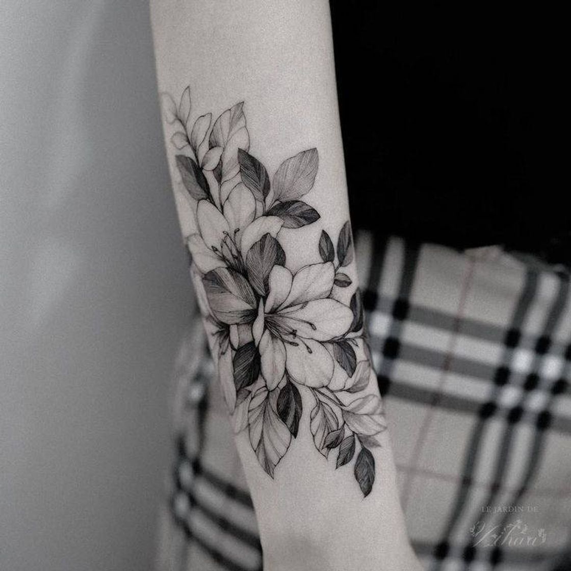 Moda Tatuagem Floral 