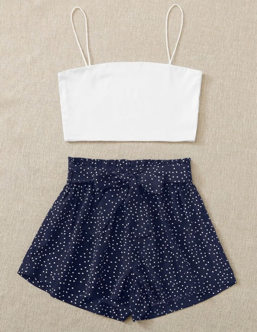 Conjunto top blanco y pantalones con lunares