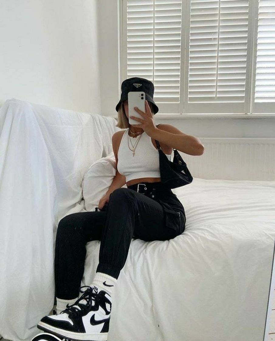 Basic outfit