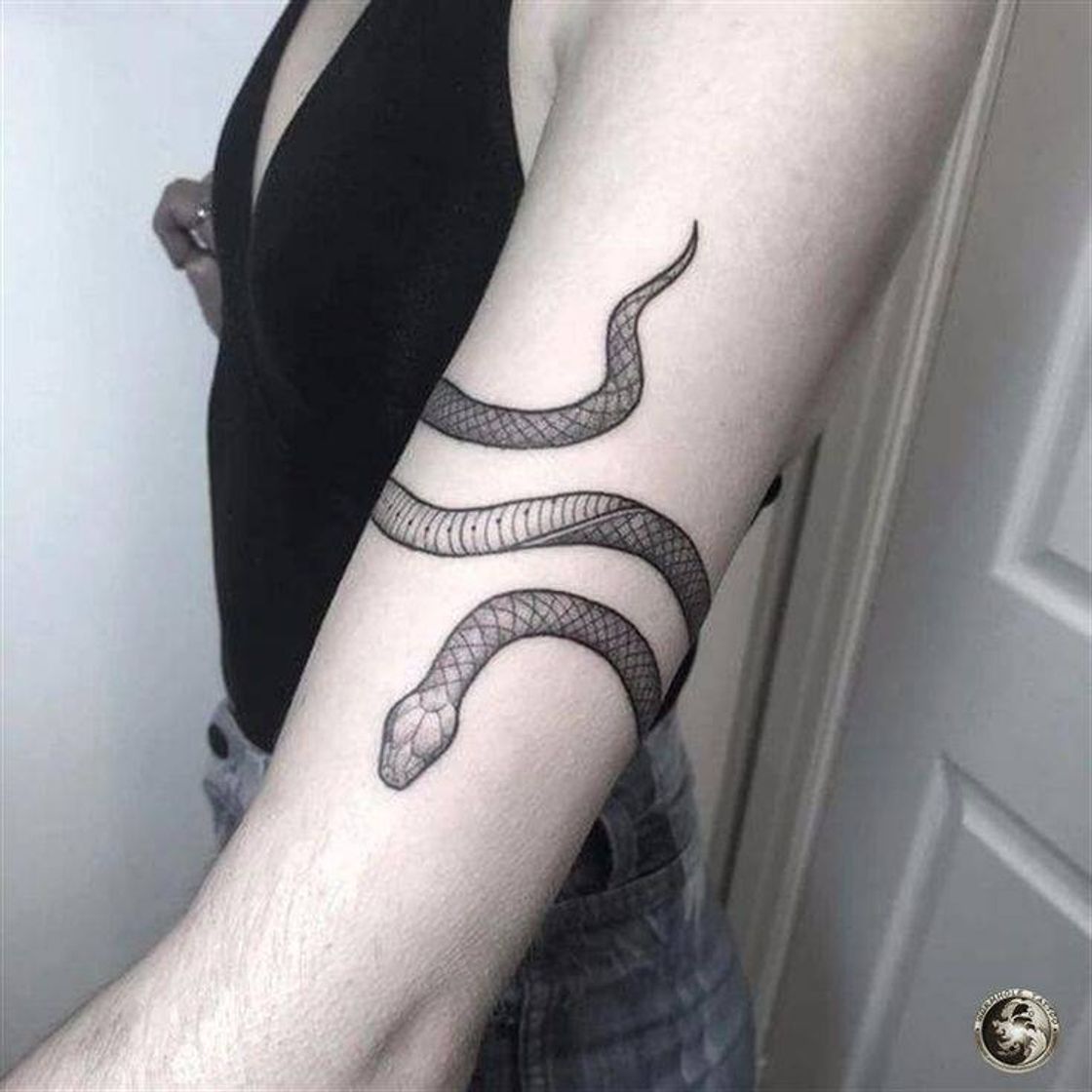 Moda Snake Tattoo😍