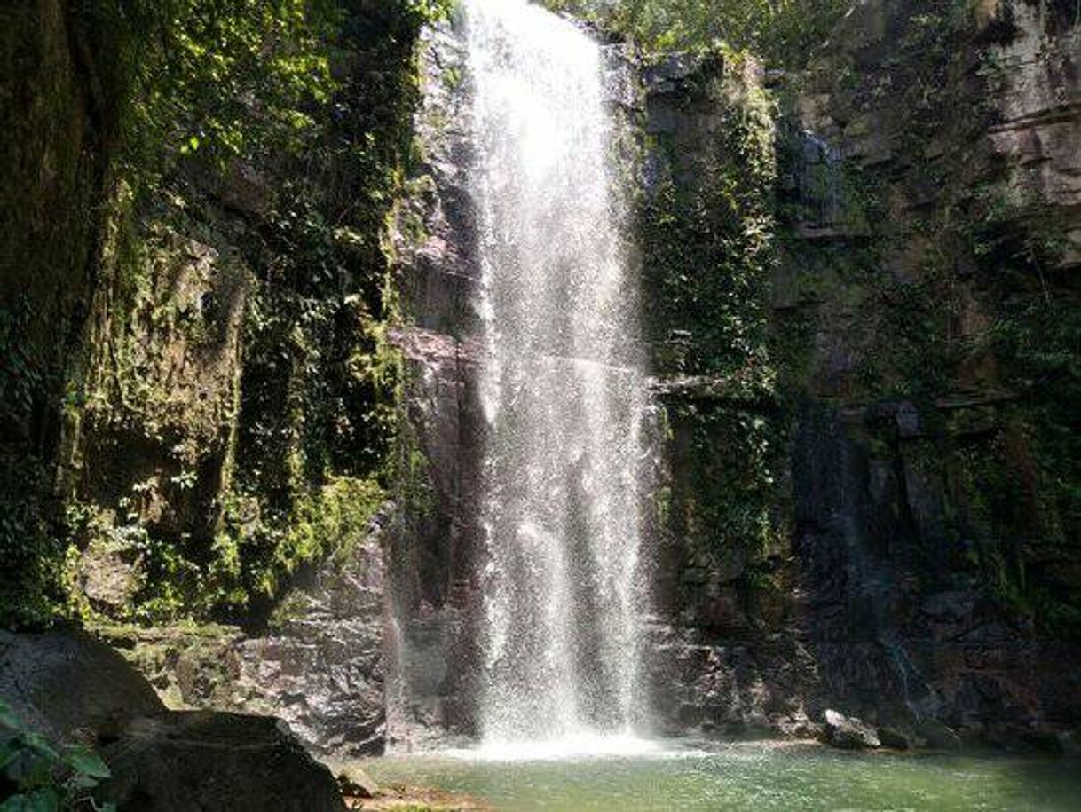 Places Cachoeira Serra Verde