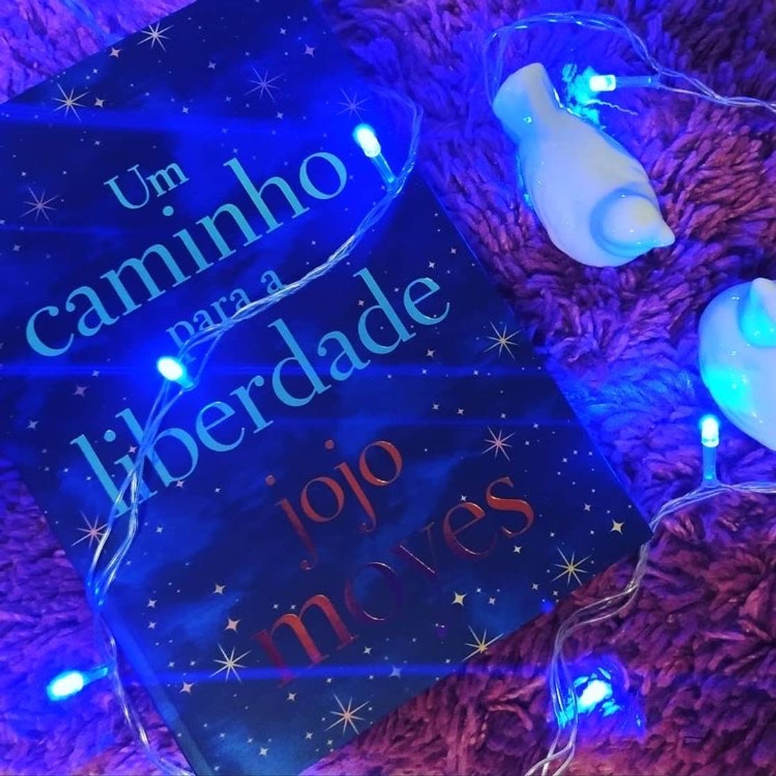 Books Um caminho para a liberdade | Jojo Moyes ✨