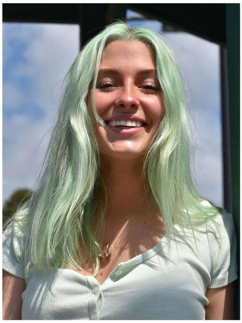 Moda Mint green hair