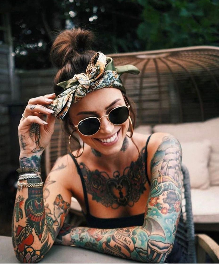 Moda Tattoo girl