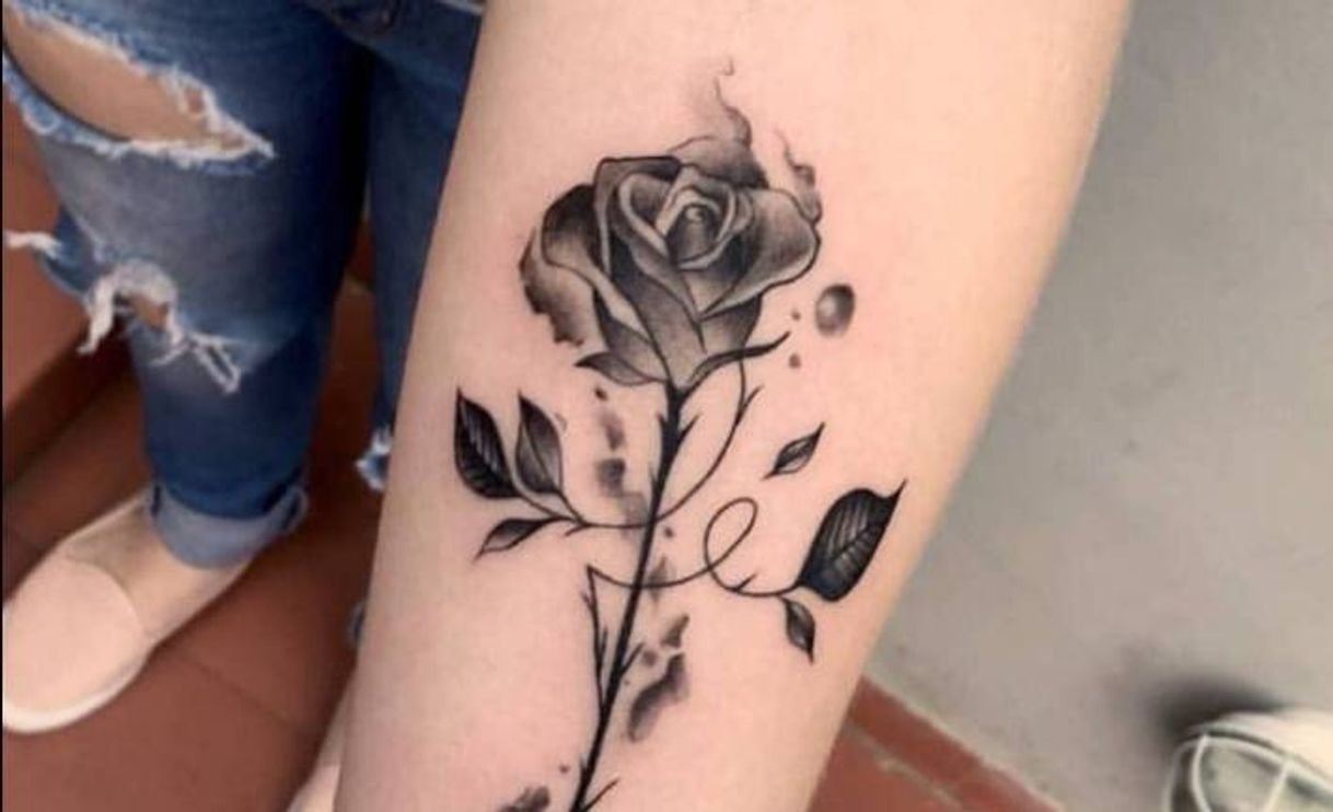 Fashion Ideia de tatuagem feminina e delicada para se inspirar

