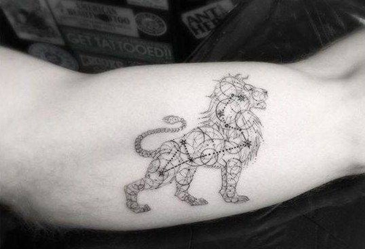 Fashion Tatuagem signo de leão ♌