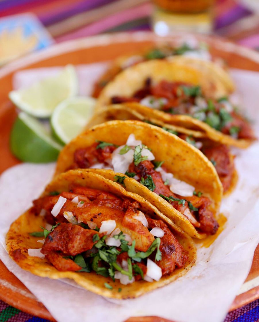 Restaurants Deliciosos tacos al pastor o adobada.