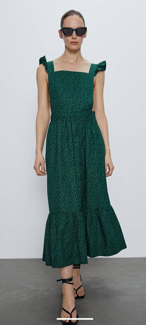 Vestido jardineira 