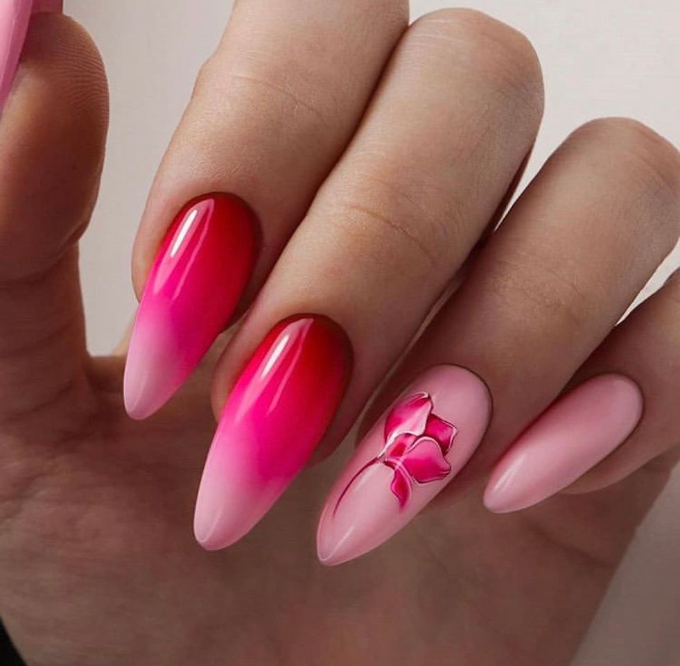 Moda Nails