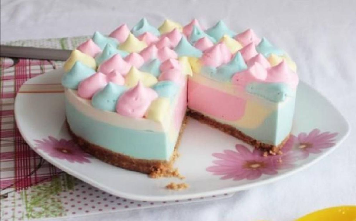 Social 💠 Receta de Cheesecake arcoíris sin horno 