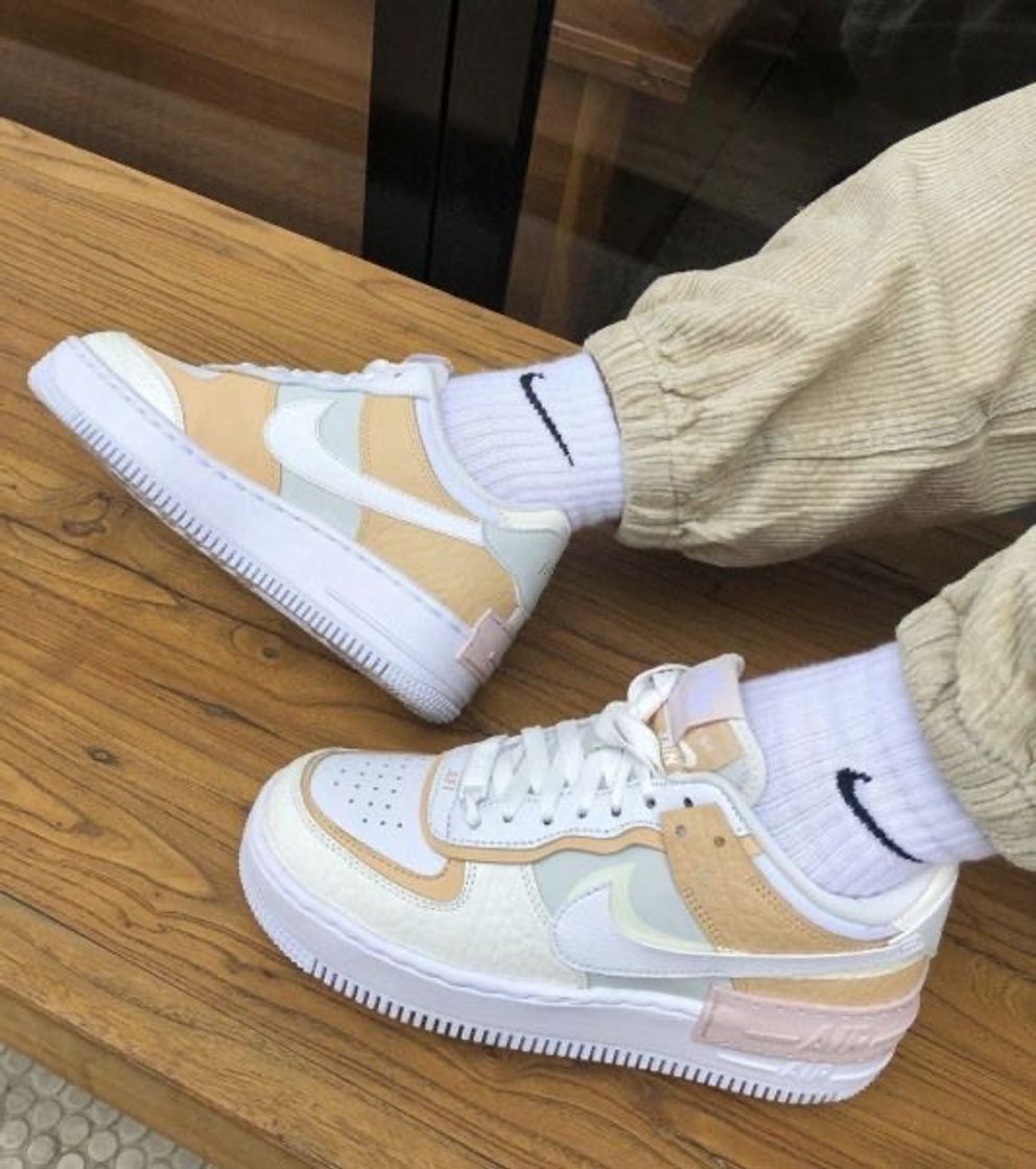 Moda bege nike air force