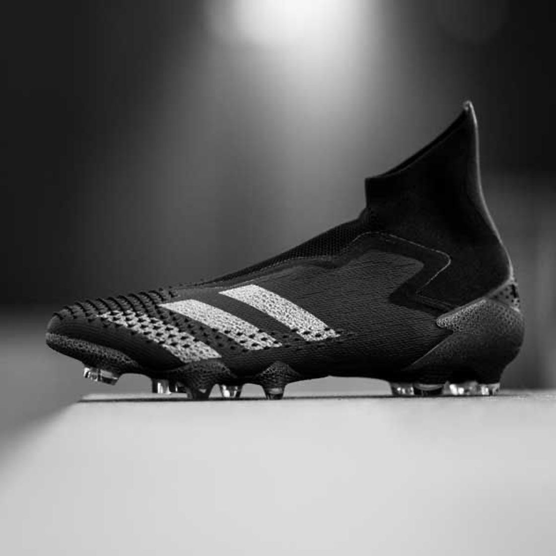 Moda Adidas launch the predator 