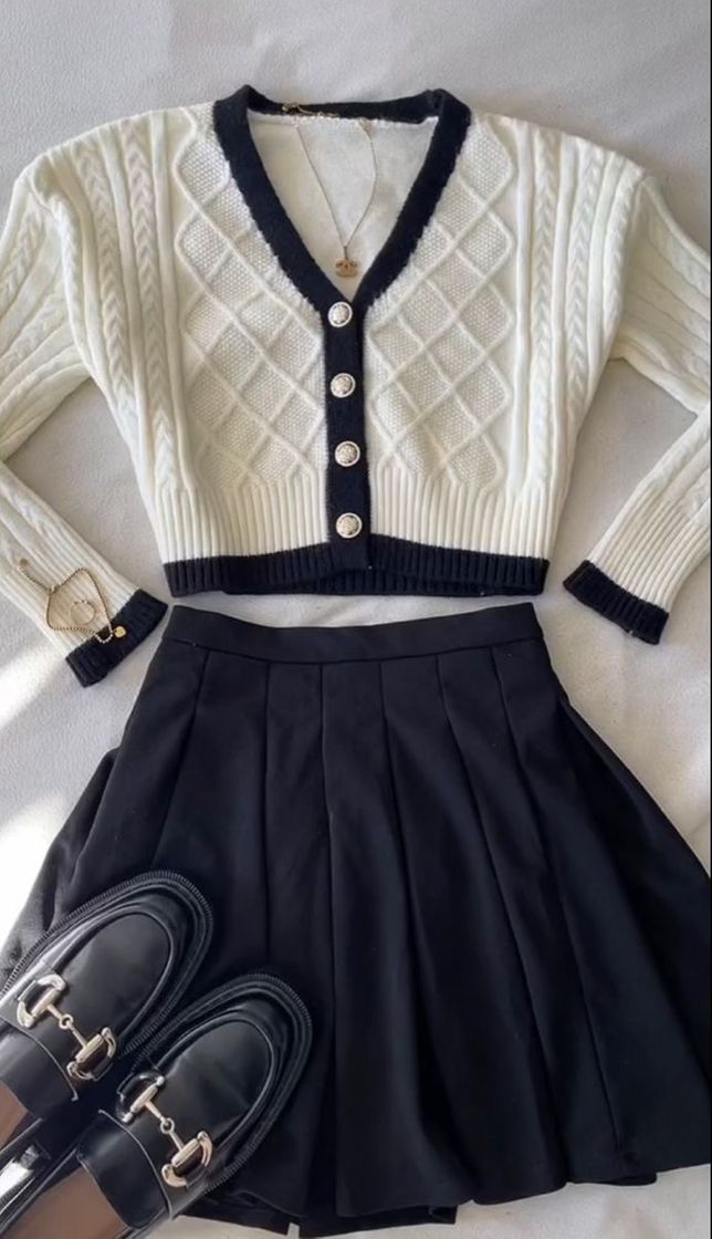 Social Outfit Old money