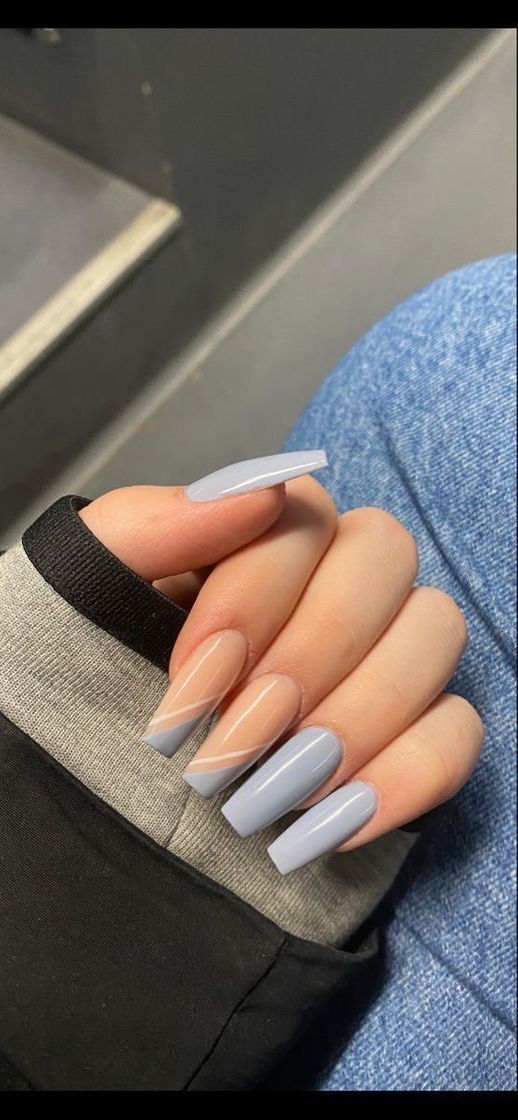 Social Esmaltação azul com bege