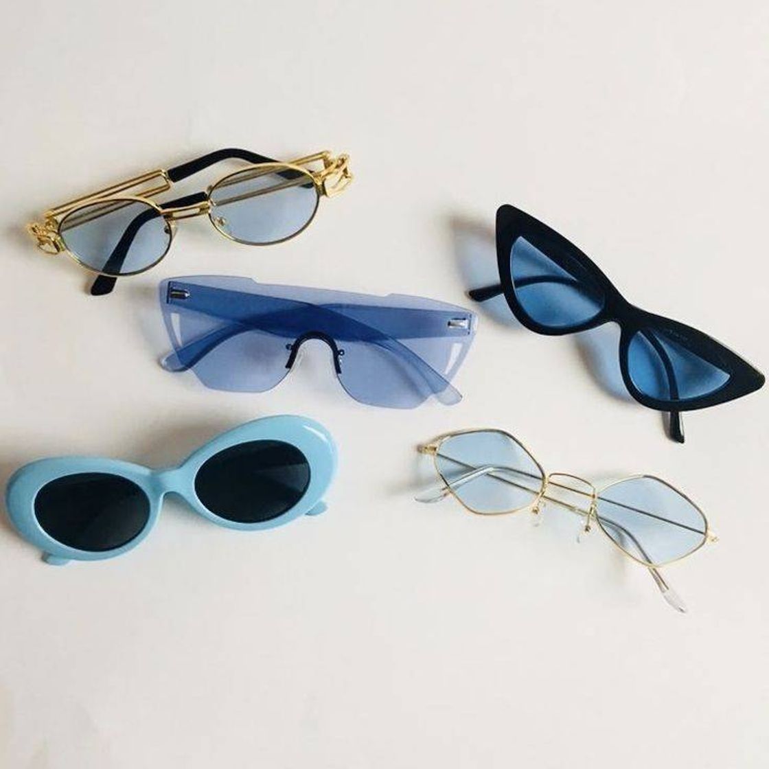 Moda blue sunglasses style