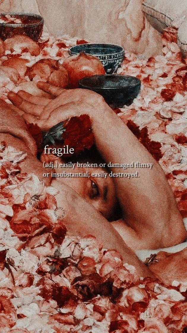 Fashion wallpaper fragile