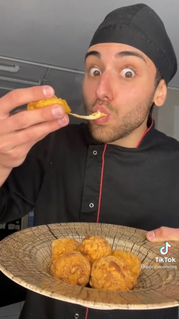 Social Buenísimas las bolitas, el queso sale fundido y espectacular