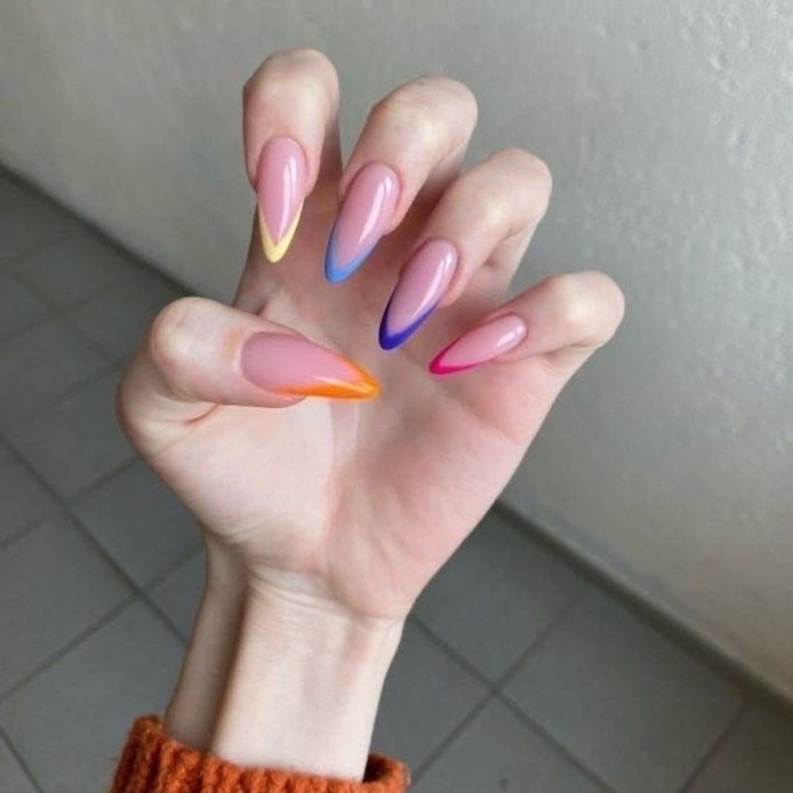 Moda nails 