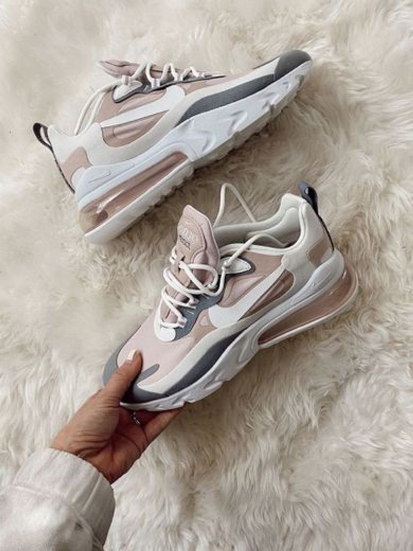 Product Nike W Air MAX 270 React, Zapatillas para Correr para Mujer, Multicolore