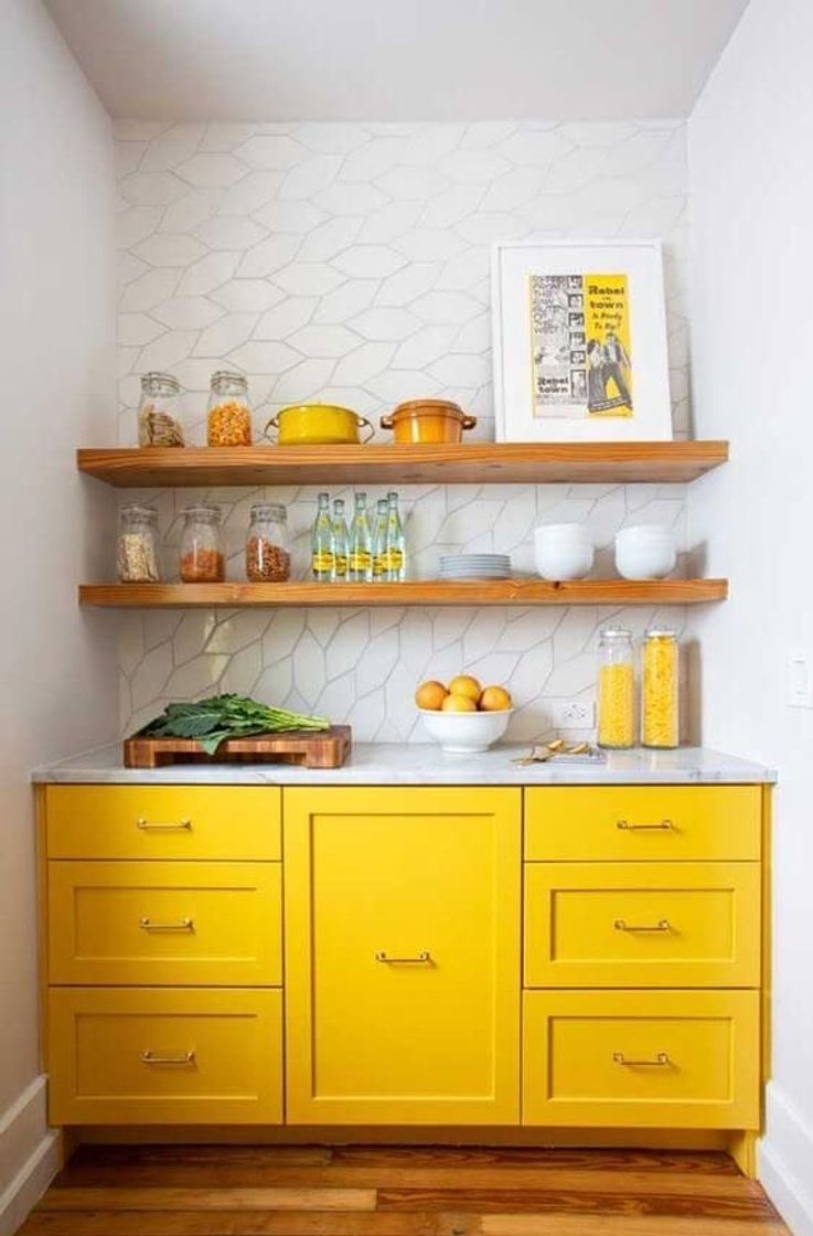 Moda yellow kitchen