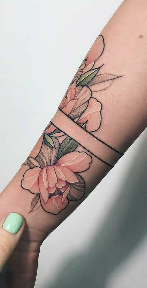 Fashion Tatuagem no braço 