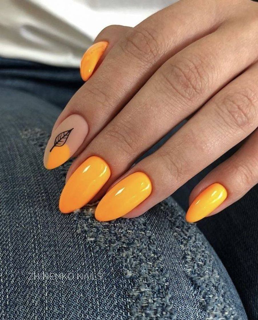 Fashion Nails Styles💛 