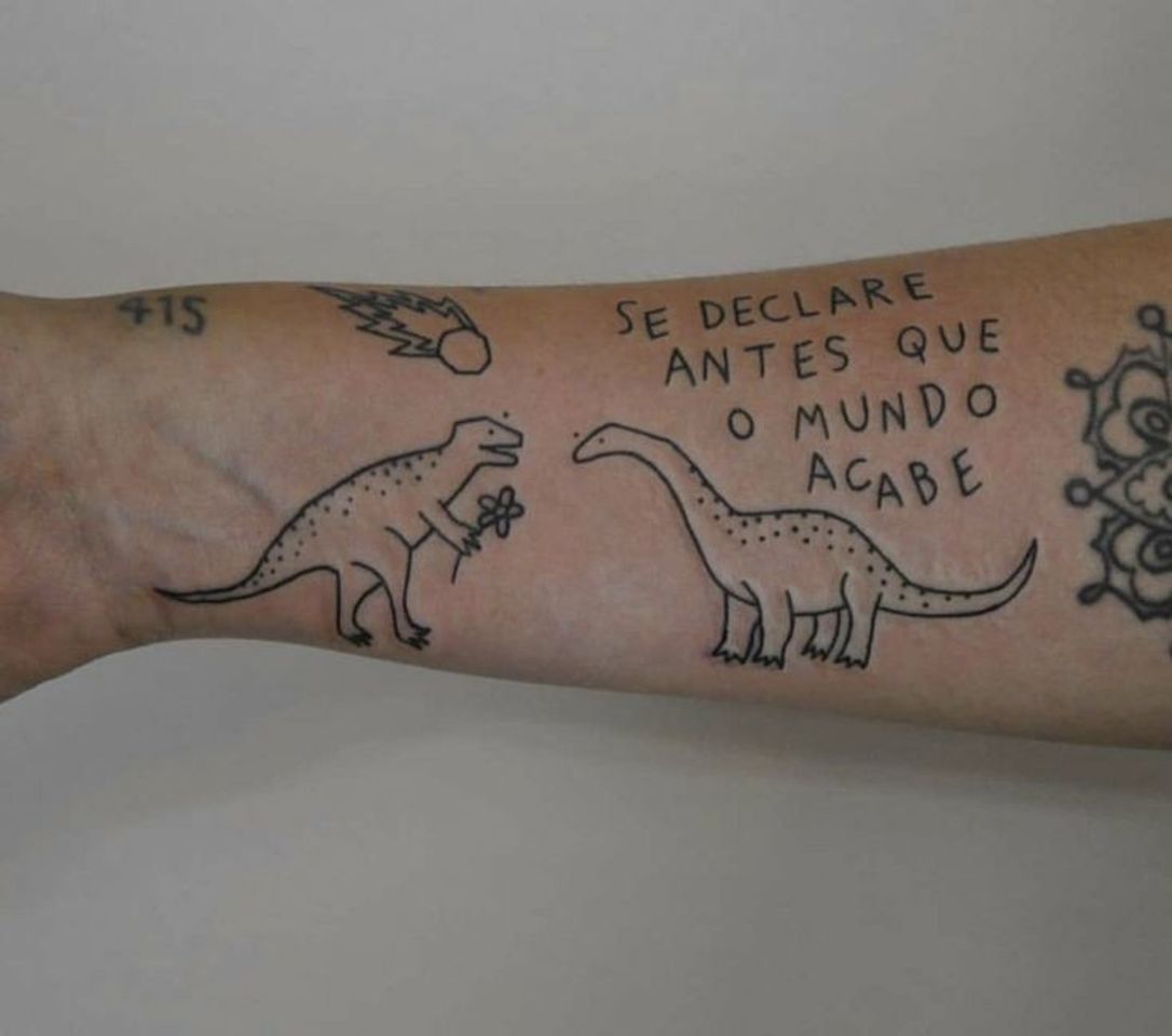 Moda Tatuagem dinossauro 😍