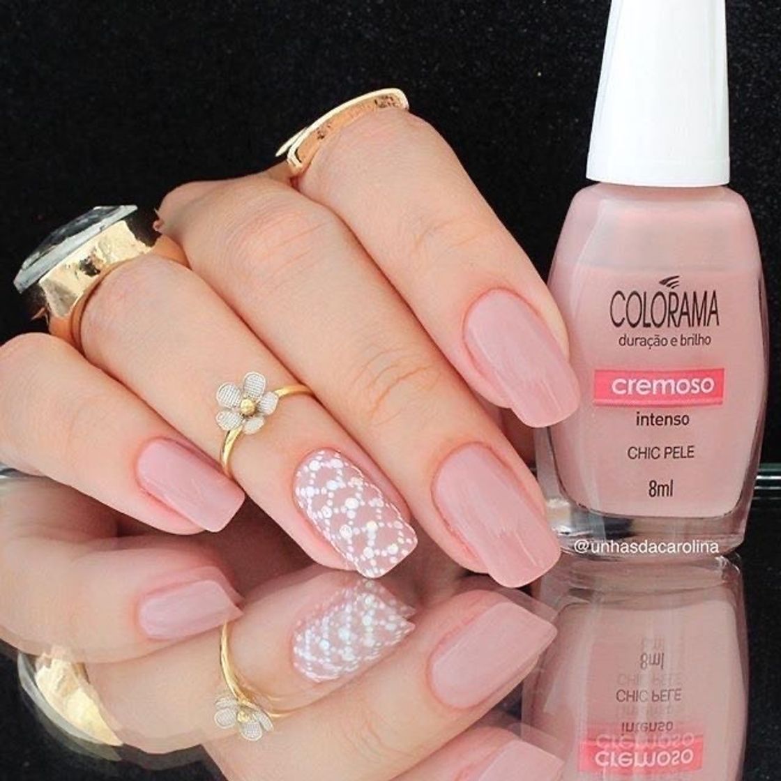 Fashion Unhas rosinha com detalhes